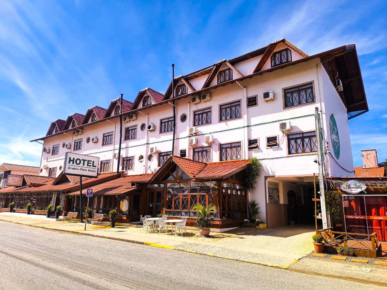 URUBICI PARK HOTEL